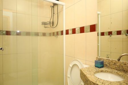 Casa para alugar com 65m², 2 quartos e 2 vagasBanheiro