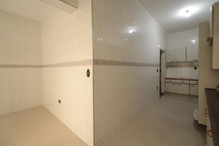 Casa à venda com 215m², 3 quartos e 2 vagasCozinha