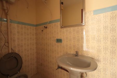 Casa à venda com 215m², 3 quartos e 2 vagasBanheiro de serviço