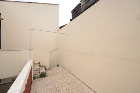 Casa à venda com 215m², 3 quartos e 2 vagasTerraço