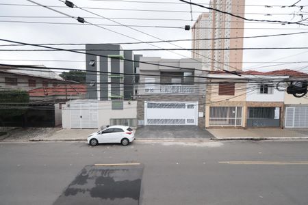Casa à venda com 215m², 3 quartos e 2 vagasVaranda