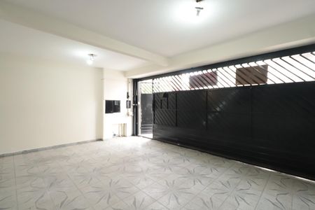 Casa à venda com 215m², 3 quartos e 2 vagasGaragem