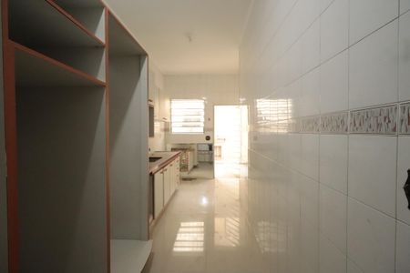 Casa à venda com 215m², 3 quartos e 2 vagasCozinha