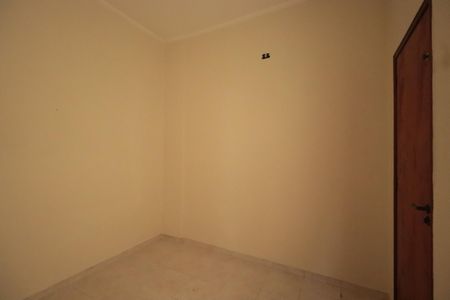 Casa à venda com 215m², 3 quartos e 2 vagasQuarto 3