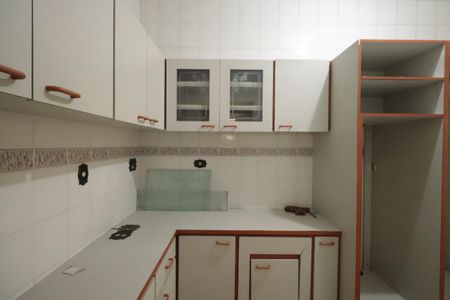 Casa à venda com 215m², 3 quartos e 2 vagasCozinha