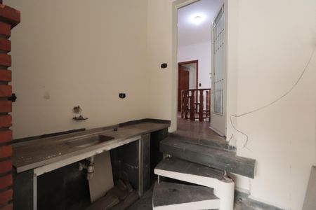 Casa à venda com 215m², 3 quartos e 2 vagasVaranda