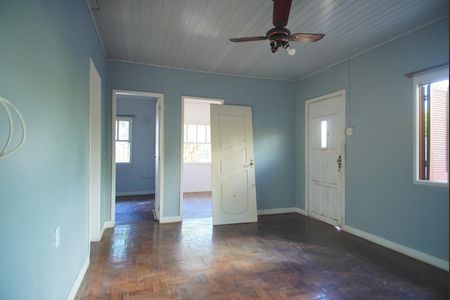 Sala de casa para alugar com 3 quartos, 325m² em Vila Jardim, Porto Alegre