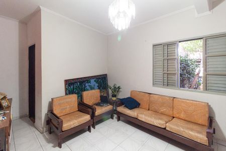 Sala de casa à venda com 3 quartos, 230m² em Remédios, Osasco