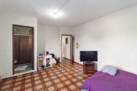 Quarto de casa à venda com 3 quartos, 230m² em Remédios, Osasco