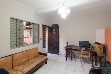 Sala de casa à venda com 3 quartos, 230m² em Remédios, Osasco