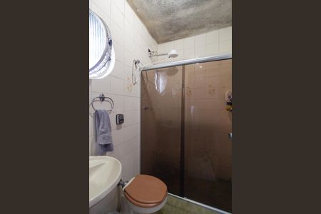 Casa à venda com 230m², 3 quartos e 3 vagas Casa à venda com 230m², 3 quartos e 3 vagasBanheiro