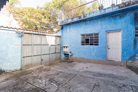 Casa à venda com 230m², 3 quartos e 3 vagas Casa à venda com 230m², 3 quartos e 3 vagasGaragem