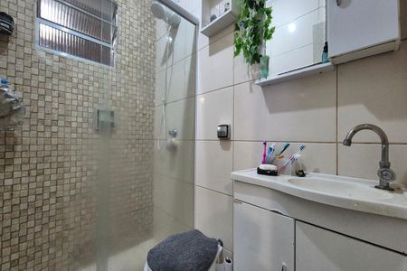 Casa à venda com 85m², 4 quartos e 4 vagas Casa à venda com 85m², 4 quartos e 4 vagasBanheiro