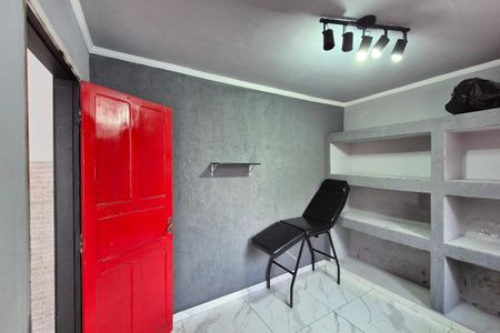 Casa à venda com 85m², 4 quartos e 4 vagas Casa à venda com 85m², 4 quartos e 4 vagasQuarto de Serviço