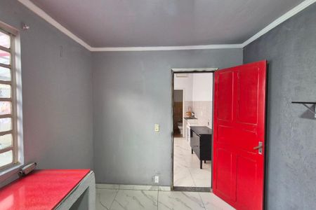 Casa à venda com 85m², 4 quartos e 4 vagas Casa à venda com 85m², 4 quartos e 4 vagasQuarto de Serviço