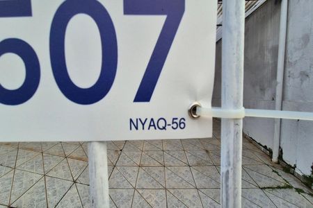 Casa à venda com 85m², 4 quartos e 4 vagas Casa à venda com 85m², 4 quartos e 4 vagasPlaca Instalada