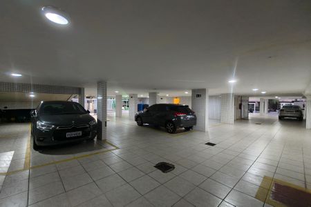 Apartamento para alugar com 89m², 2 quartos e 1 vaga Apartamento para alugar com 89m², 2 quartos e 1 vagaGaragem