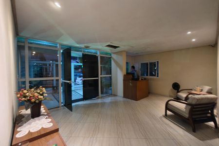 Apartamento para alugar com 89m², 2 quartos e 1 vaga Apartamento para alugar com 89m², 2 quartos e 1 vagaHall de entrada
