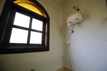 Casa de condomínio para alugar com 192m², 3 quartos e 2 vagasBanheiro