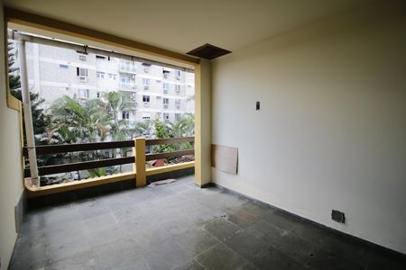 Casa de condomínio para alugar com 192m², 3 quartos e 2 vagasVaranda