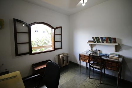 Casa de condomínio para alugar com 192m², 3 quartos e 2 vagasQuarto 3