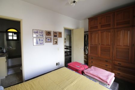 Casa de condomínio para alugar com 192m², 3 quartos e 2 vagasSuite 1