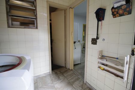 Casa de condomínio para alugar com 192m², 3 quartos e 2 vagasÁrea de Serviço