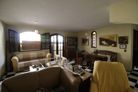 Sala de casa de condomínio para alugar com 3 quartos, 192m² em Freguesia (jacarepaguá), Rio de Janeiro