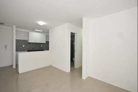 Sala de apartamento para alugar com 3 quartos, 67m² em Jardim Monte Kemel, São Paulo