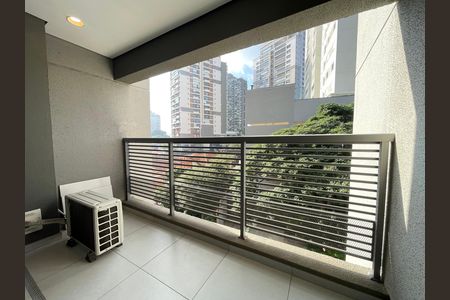 Studio para alugar com 29m², 1 quarto e sem vaga Studio para alugar com 29m², 1 quarto e sem vagaVaranda