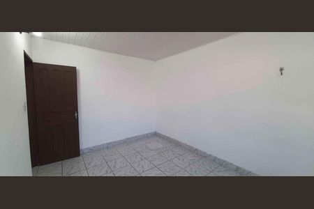 Casa para alugar com 50m², 2 quartos e 1 vaga
