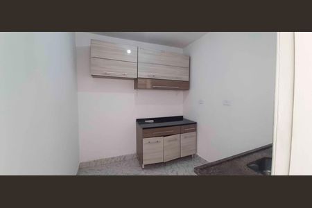 Casa para alugar com 50m², 2 quartos e 1 vaga Casa para alugar com 50m², 2 quartos e 1 vagaCozinha