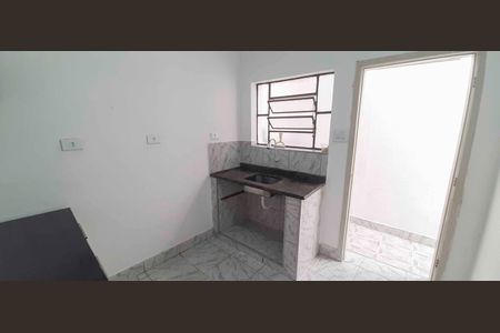 Casa para alugar com 50m², 2 quartos e 1 vaga