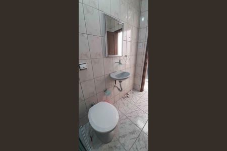 Casa para alugar com 50m², 2 quartos e 1 vaga