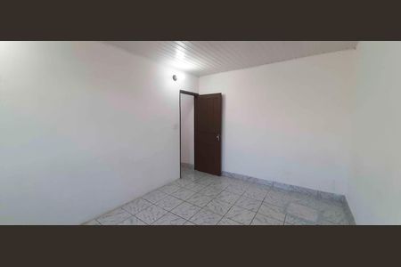 Casa para alugar com 50m², 2 quartos e 1 vaga
