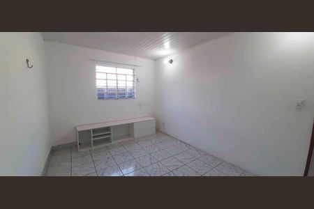 Casa para alugar com 50m², 2 quartos e 1 vaga