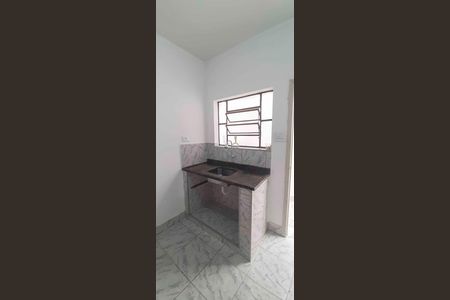 Casa para alugar com 50m², 2 quartos e 1 vaga