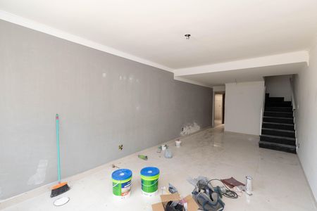 Sala  de casa de condomínio para alugar com 2 quartos, 106m² em Vila Nova Mazzei, São Paulo
