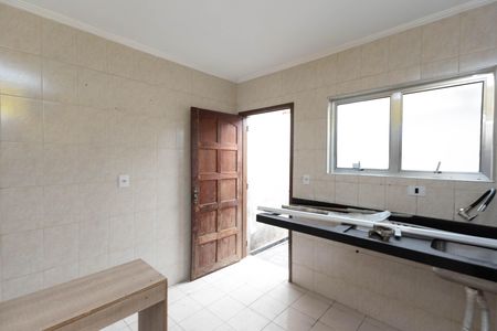 Casa de condomínio para alugar com 106m², 2 quartos e 1 vaga Casa de condomínio para alugar com 106m², 2 quartos e 1 vagaCozinha - Armários