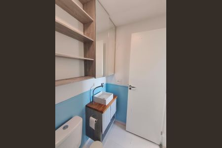 Apartamento para alugar com 39m², 2 quartos e sem vaga Apartamento para alugar com 39m², 2 quartos e sem vagaBanheiro