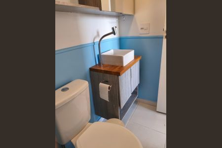 Apartamento para alugar com 39m², 2 quartos e sem vaga Apartamento para alugar com 39m², 2 quartos e sem vagaBanheiro