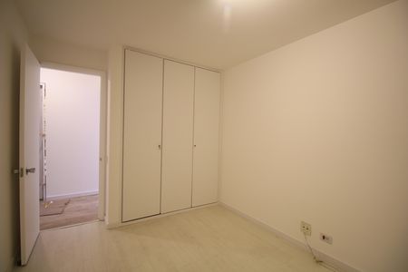 Apartamento à venda com 102m², 3 quartos e 2 vagasQuarto 3
