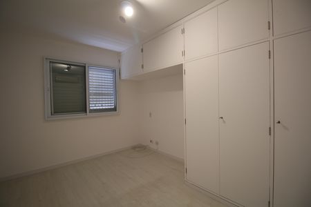 Apartamento à venda com 102m², 3 quartos e 2 vagasQuarto 1