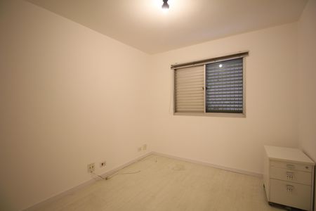 Apartamento à venda com 102m², 3 quartos e 2 vagasQuarto 3