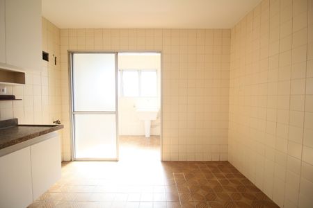 Apartamento à venda com 102m², 3 quartos e 2 vagasCozinha - Armários