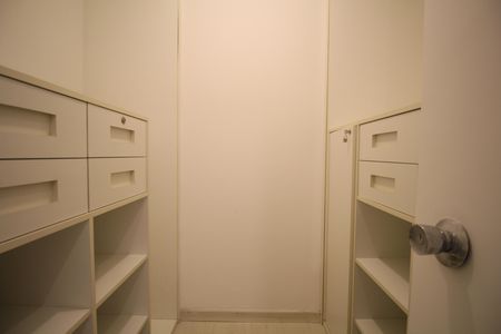 Apartamento à venda com 102m², 3 quartos e 2 vagasCloset