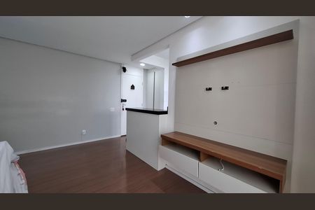 Sala de apartamento para alugar com 2 quartos, 52m² em Utinga, Santo André