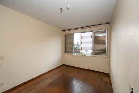 Apartamento à venda com 180m², 4 quartos e 2 vagas Apartamento à venda com 180m², 4 quartos e 2 vagasQUARTO4