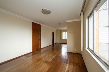 Apartamento à venda com 180m², 4 quartos e 2 vagas Apartamento à venda com 180m², 4 quartos e 2 vagasSALA