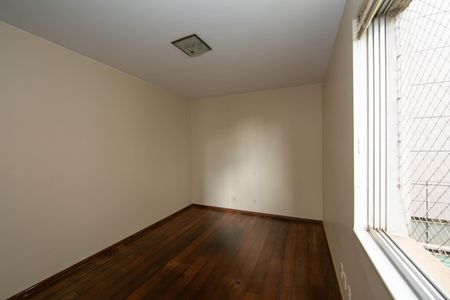 Apartamento à venda com 180m², 4 quartos e 2 vagas Apartamento à venda com 180m², 4 quartos e 2 vagasQUARTO2